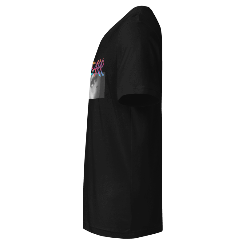 Eye Kare Graphic V-neck